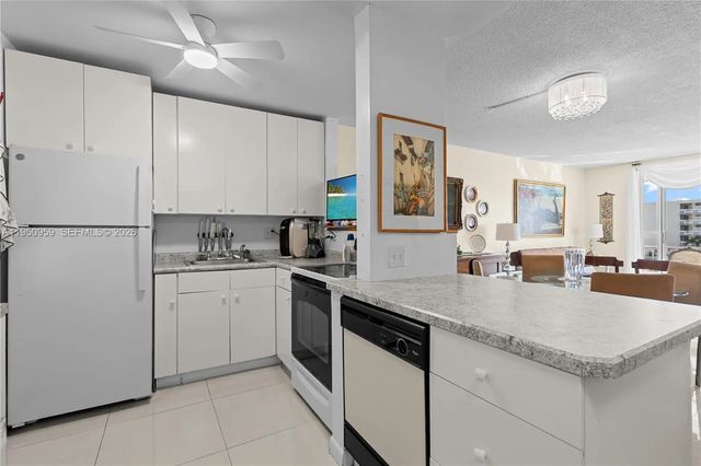 3 of 32 - 2930 Point East Drive #e-407, Aventura, FL