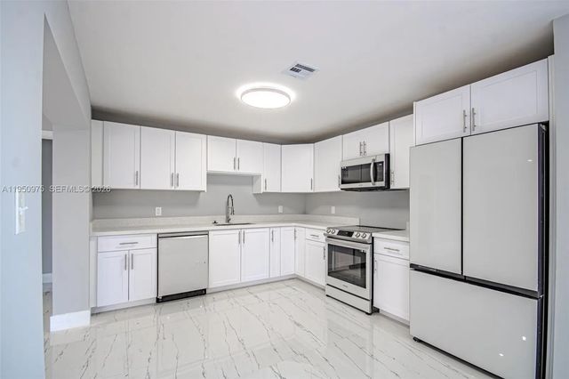 3313 Nw 36th Terrace, Lauderdale Lakes