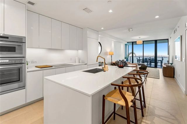 4 of 36 - 700 Ne 24th Street #2602, Miami, FL