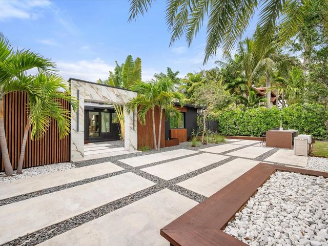 2711 Ne 19th Street, Fort Lauderdale