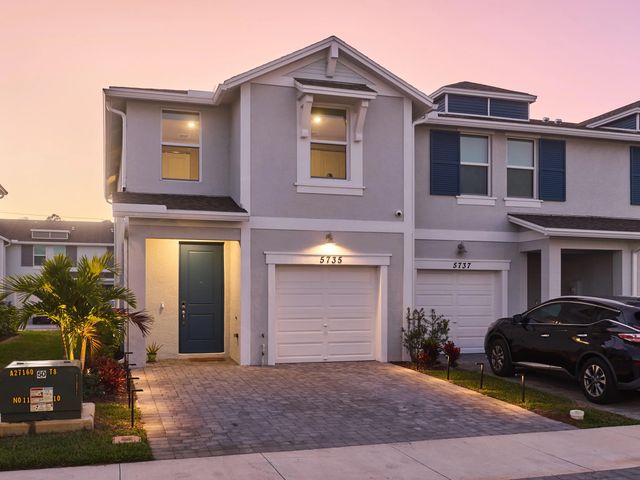 3 of 36 - 5735 Se Edgewater Circle, Stuart, FL