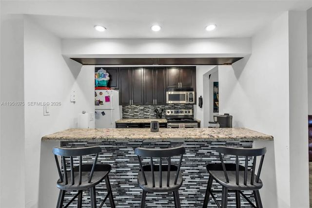 5 of 27 - 10772 La Placida Drive #7-203, Coral Springs, FL