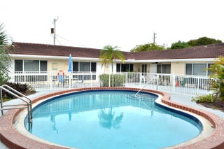 Photo of Listing #F10548059