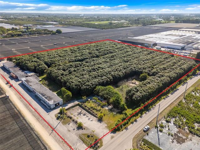3 of 22 - 20601 Sw 194th Avenue, Miami, FL