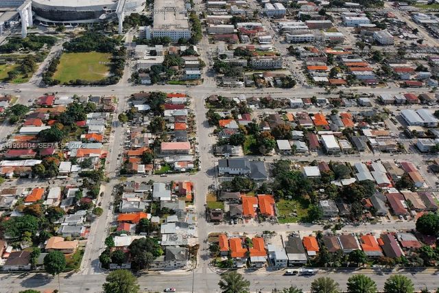 3 of 3 - 161 Nw 18th Avenue, Miami, FL