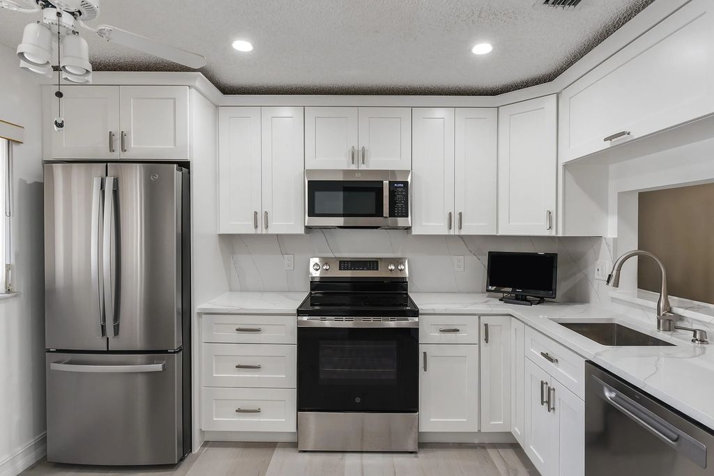15342 Lakes Of Delray Boulevard #98, Delray Beach