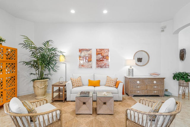 Photo of Listing #R11156956