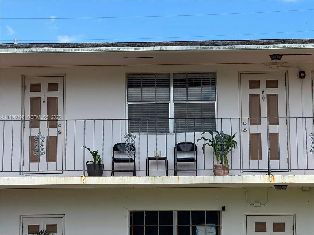 1825 Cleveland Street #15, Hollywood