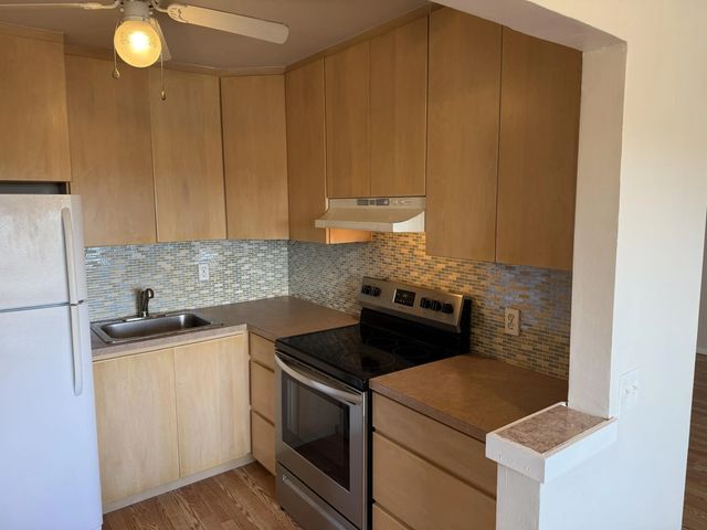 2 of 36 - 100 Village Green Circle E #312, Palm Springs, FL