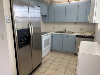 Photo of Listing #R11157035