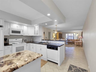 Photo of Listing #F10548113