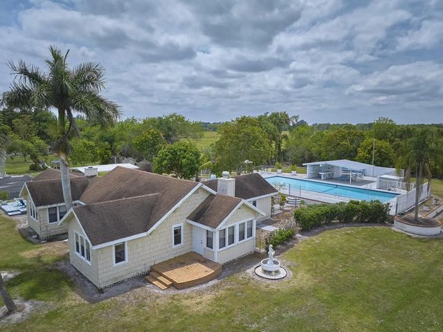 4 of 40 - 14601 Orange Avenue N, Fort Pierce, FL