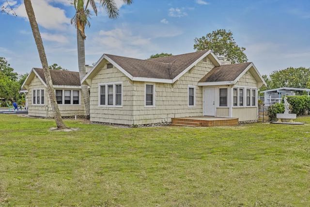 5 of 40 - 14601 Orange Avenue N, Fort Pierce, FL