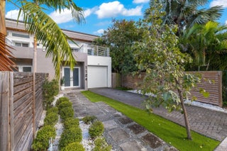 Photo of Listing #F10547927