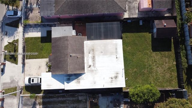 2 of 3 - 848 E 24th Street, Hialeah, FL