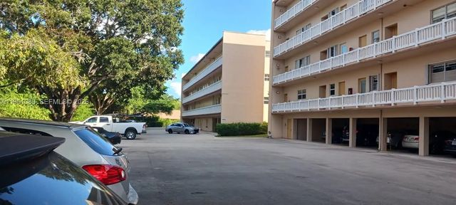 6731 Cypress Road #310, Plantation