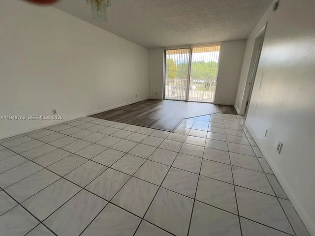 2 of 13 - 500 Executive Center Drive #2n, West Palm Beach, FL