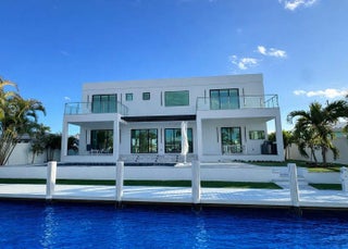 Photo of Listing #F10548175