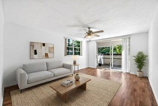 Photo of Listing #R11157223