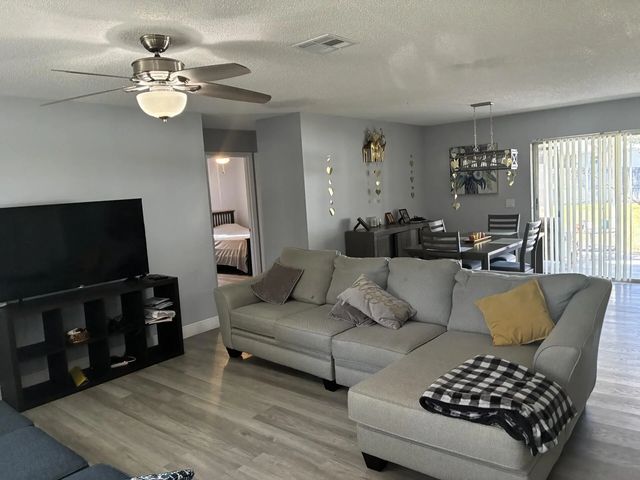 3 of 13 - 2434 Se Sidonia Street, Port St. Lucie, FL