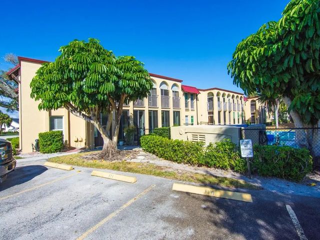 5 of 32 - 4150 Highway A1a #101, Vero Beach, FL