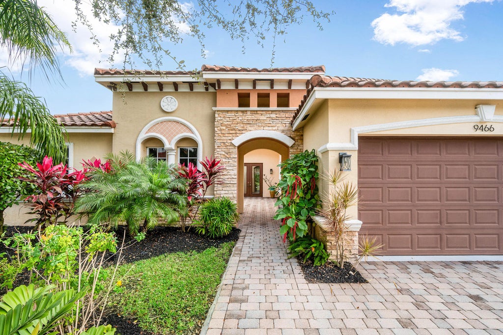 9466 Campi Drive, Lake Worth