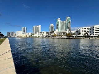 Photo of Listing #F10547993