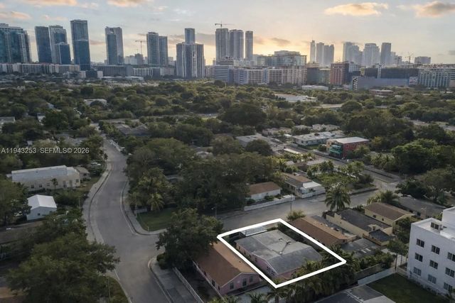3 of 6 - 3240 Nw 3rd Avenue, Miami, FL