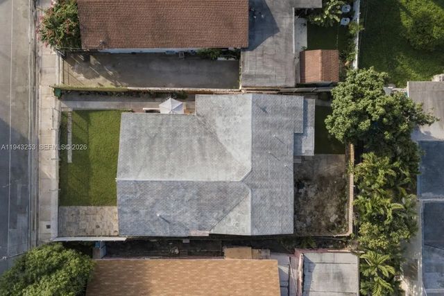5 of 6 - 3240 Nw 3rd Avenue, Miami, FL