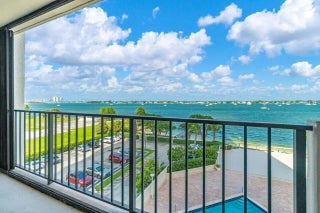 Photo of Listing #R11157374