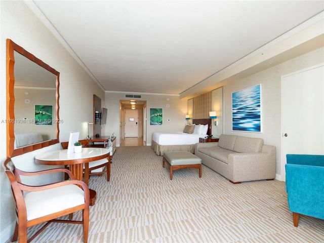 5 of 22 - 18001 Collins Avenue #1202, Sunny Isles Beach, FL