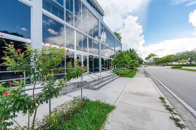 2 of 16 - 10450 Nw 33rd Street #501, Doral, FL