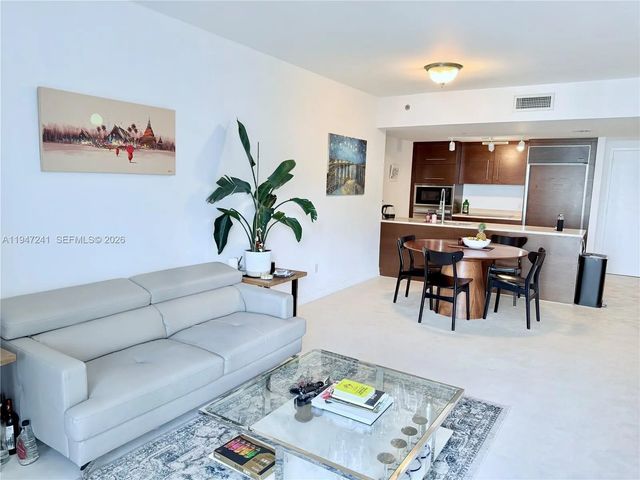 4 of 40 - 465 Brickell Avenue #2906, Miami, FL