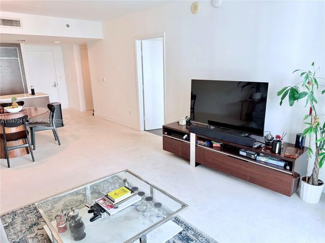 5 of 40 - 465 Brickell Avenue #2906, Miami, FL