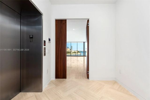 2 of 31 - 5 Grove Isle Drive #l501, Miami, FL