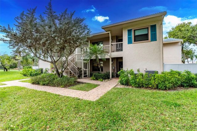 4 of 75 - 2 Eastgate Drive #c, Boynton Beach, FL