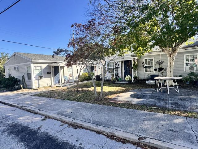 2 of 20 - 717 8th Avenue N, Lake Worth Beach, FL