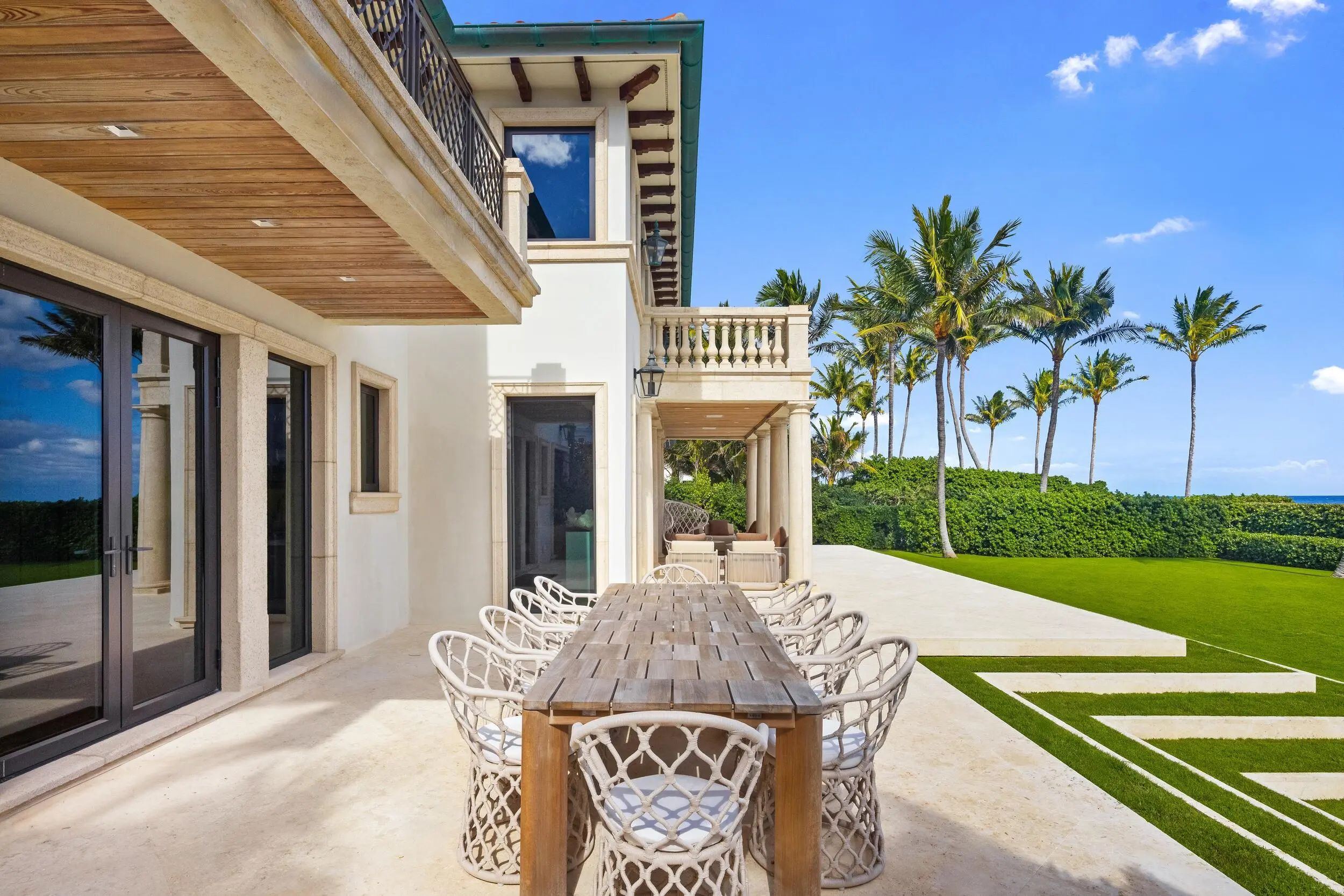 680 S Ocean Boulevard, Palm Beach, FL, 33480