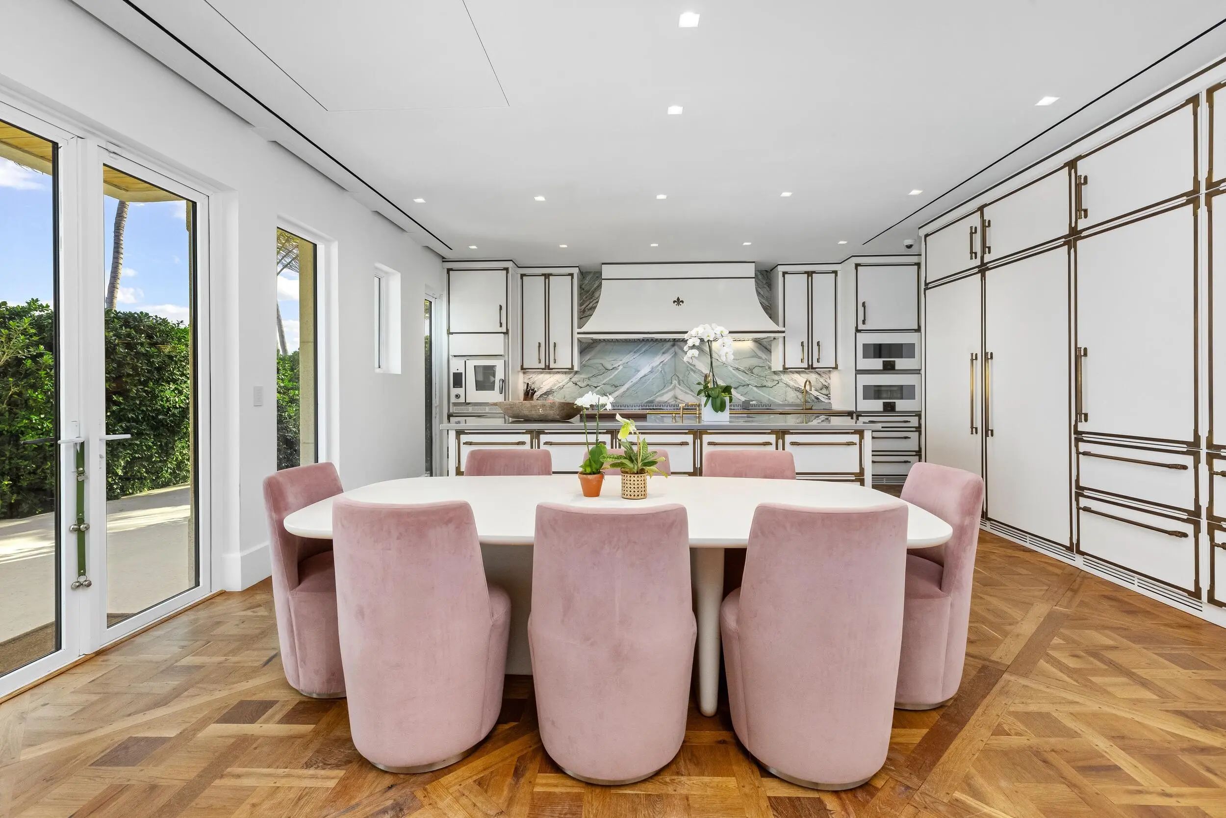680 S Ocean Boulevard, Palm Beach, FL, 33480