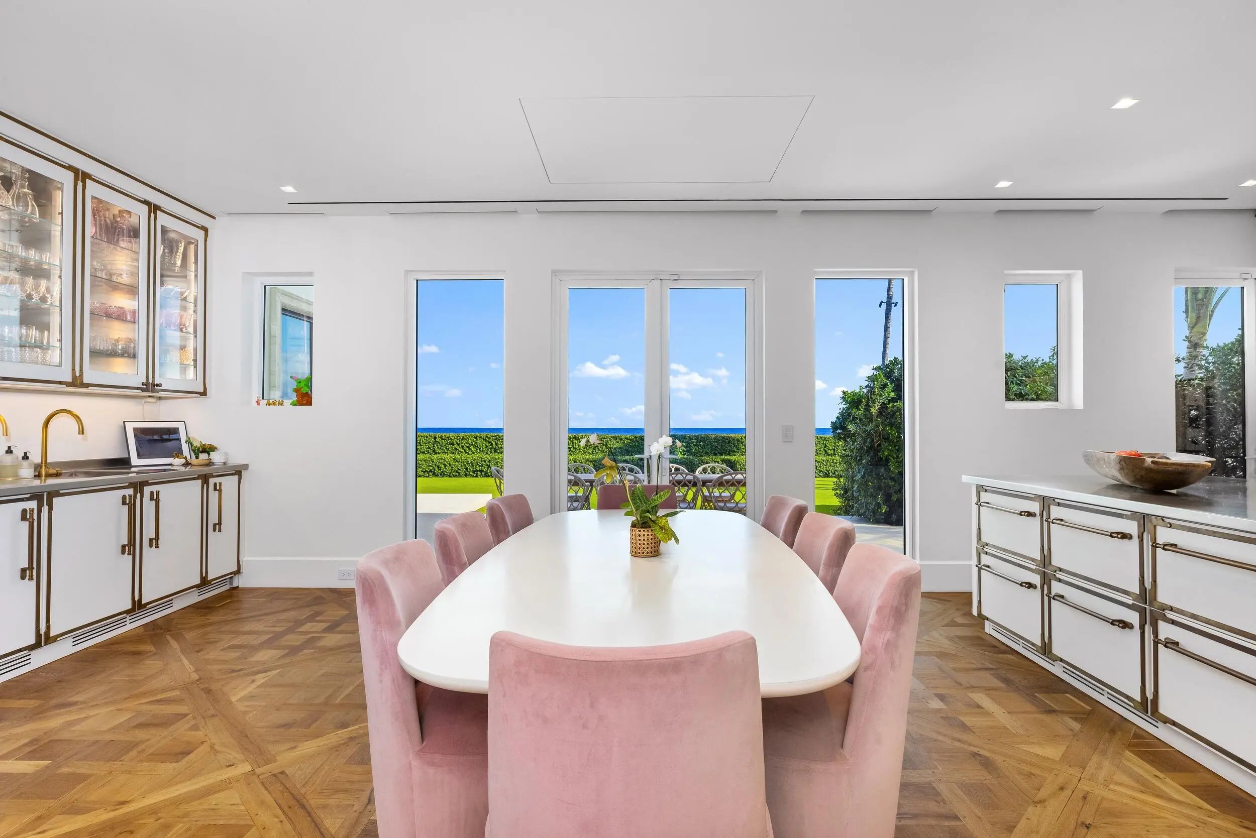 680 S Ocean Boulevard, Palm Beach, FL, 33480
