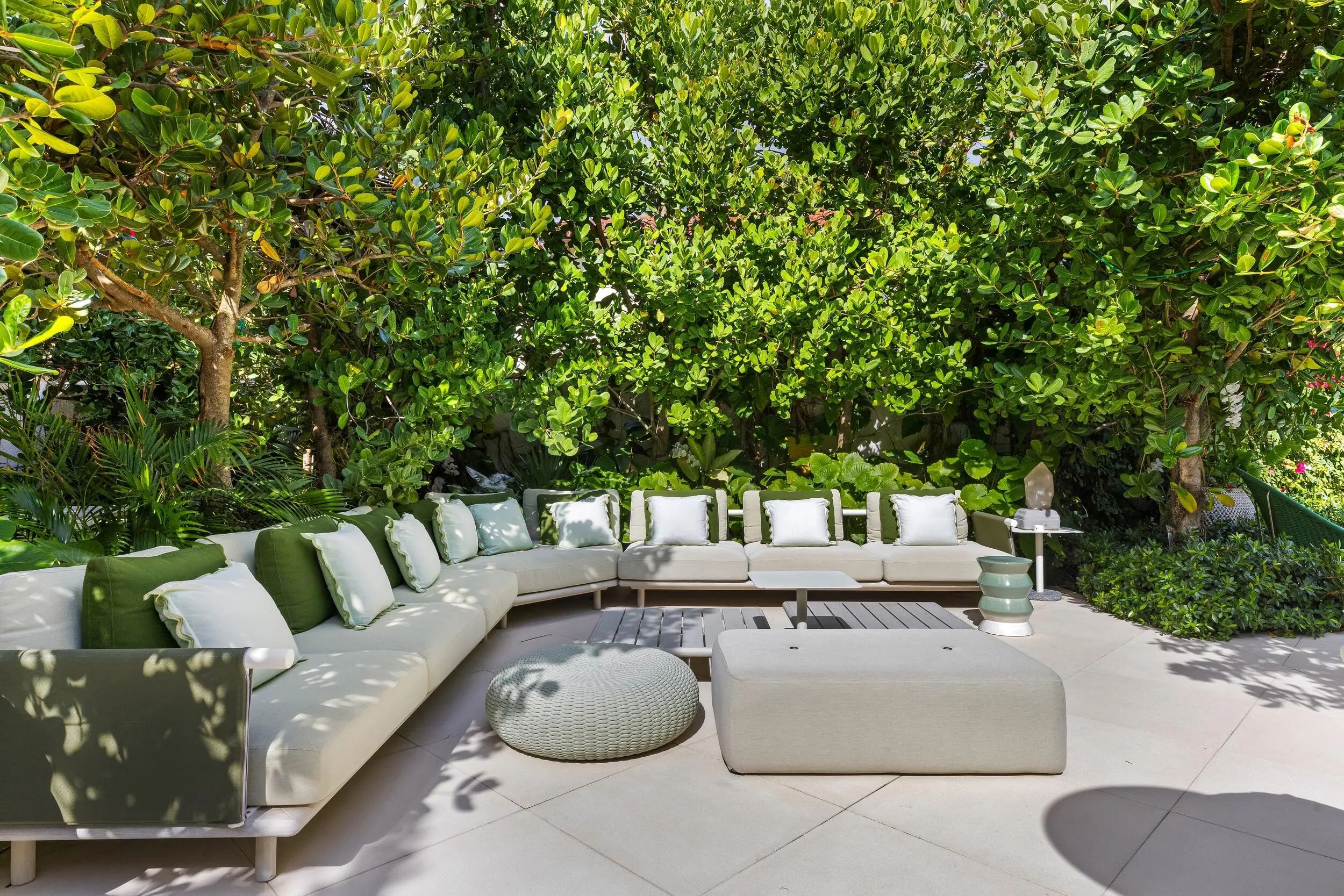 680 S Ocean Boulevard, Palm Beach, FL, 33480