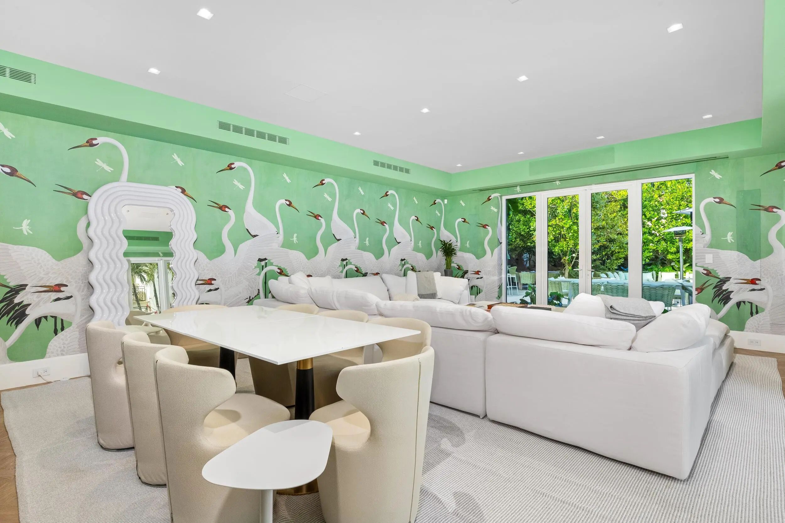 680 S Ocean Boulevard, Palm Beach, FL, 33480