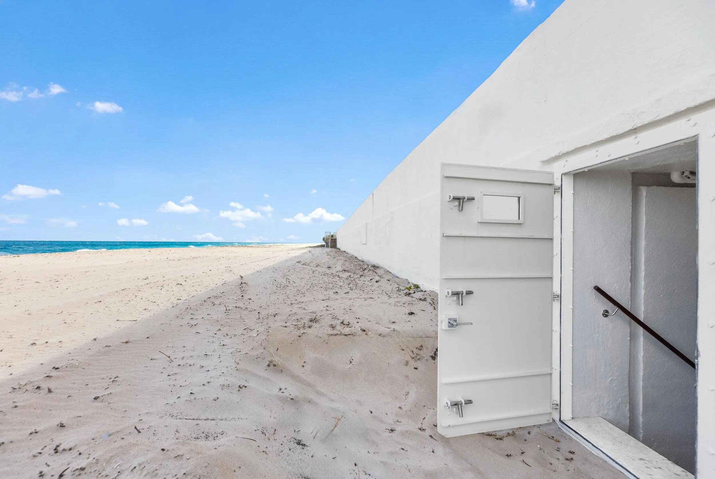 680 S Ocean Boulevard, Palm Beach, FL, 33480