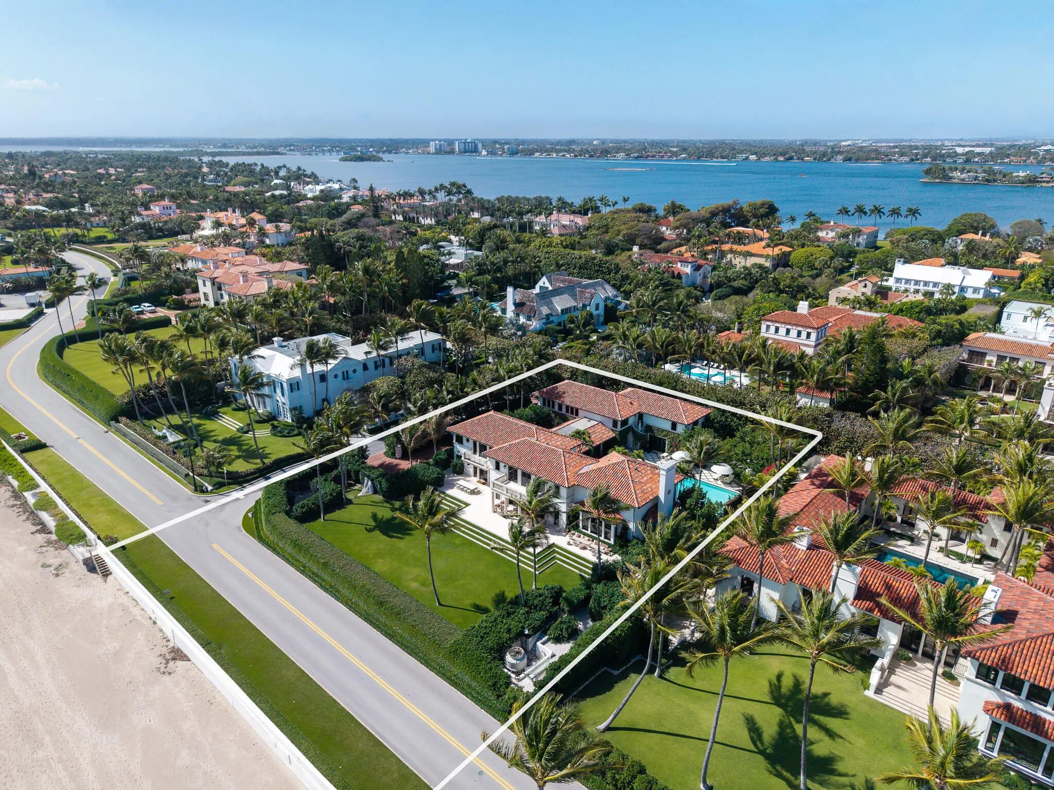 680 S Ocean Boulevard, Palm Beach, FL, 33480