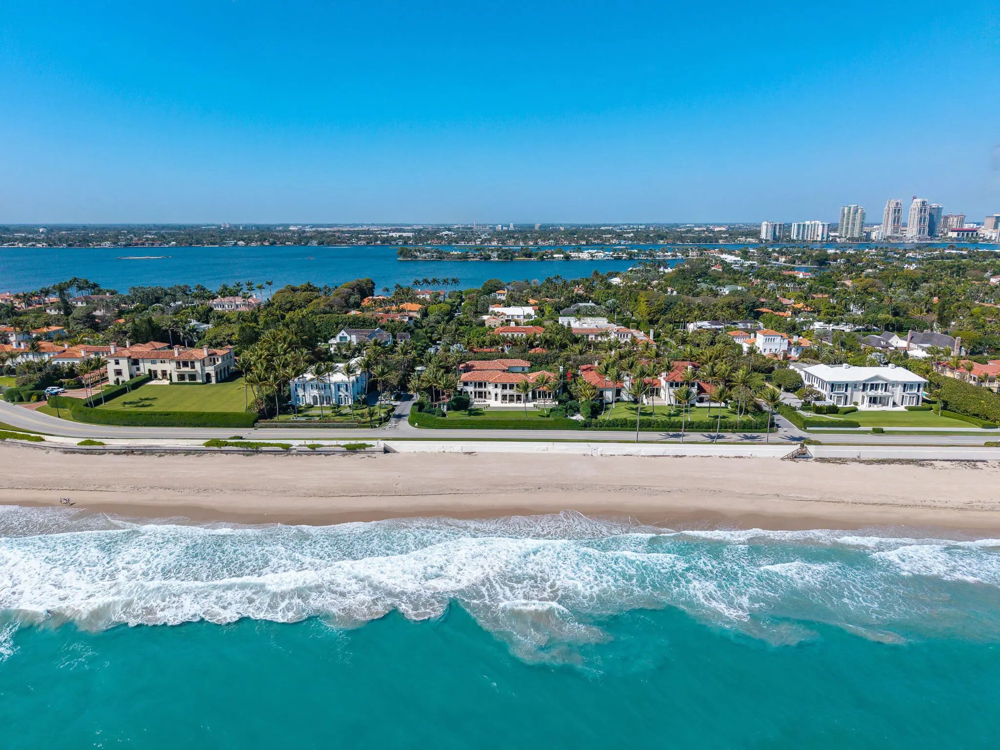 680 S Ocean Boulevard, Palm Beach, FL, 33480