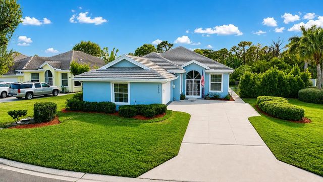 7570 Se Bay Cedar Circle, Hobe Sound