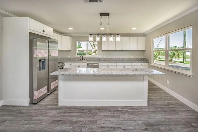 3 of 49 - 300 Riomar Drive, Port St. Lucie, FL