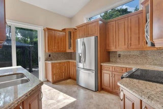 Photo of Listing #R11157514