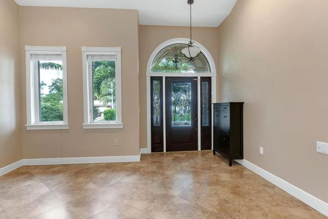 5 of 53 - 4500 Sw 25th Terrace, Dania Beach, FL