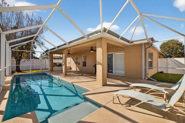 Photo of Listing #R11157532